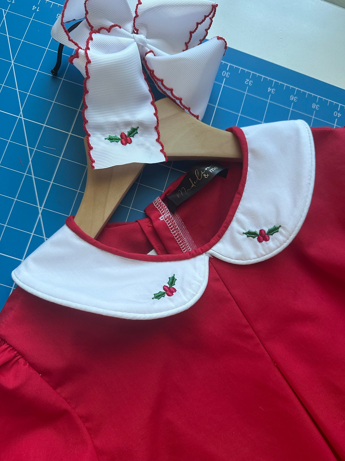 Charlotte - Red Holly